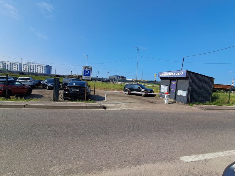 Безкоштовна парковка ЖК Зарічний